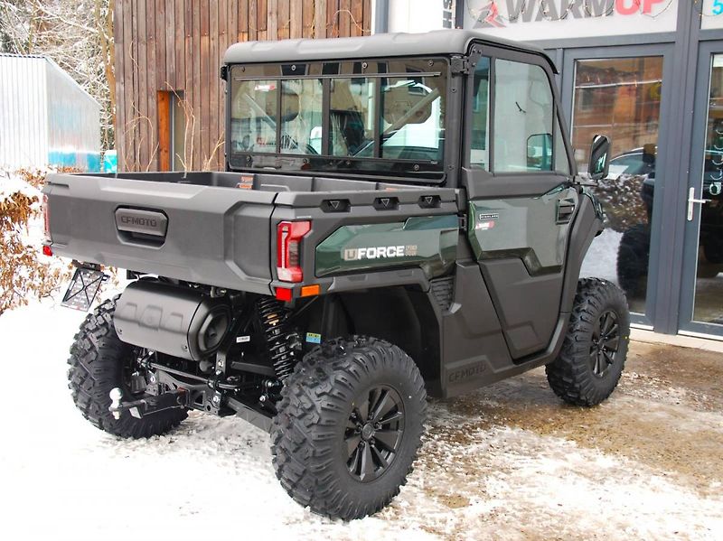 CFMOTO (2026) U10 Pro Highland - fotka 19 z 26