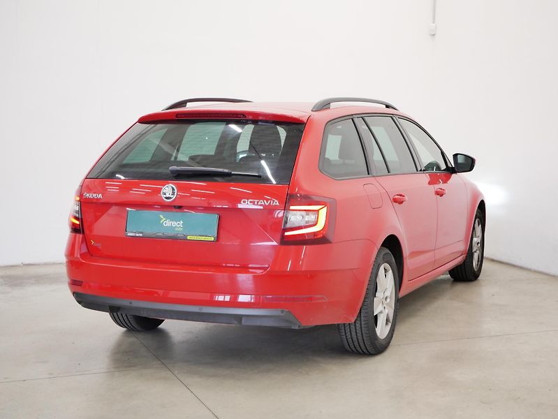 Škoda Octavia - fotka 2 z 28