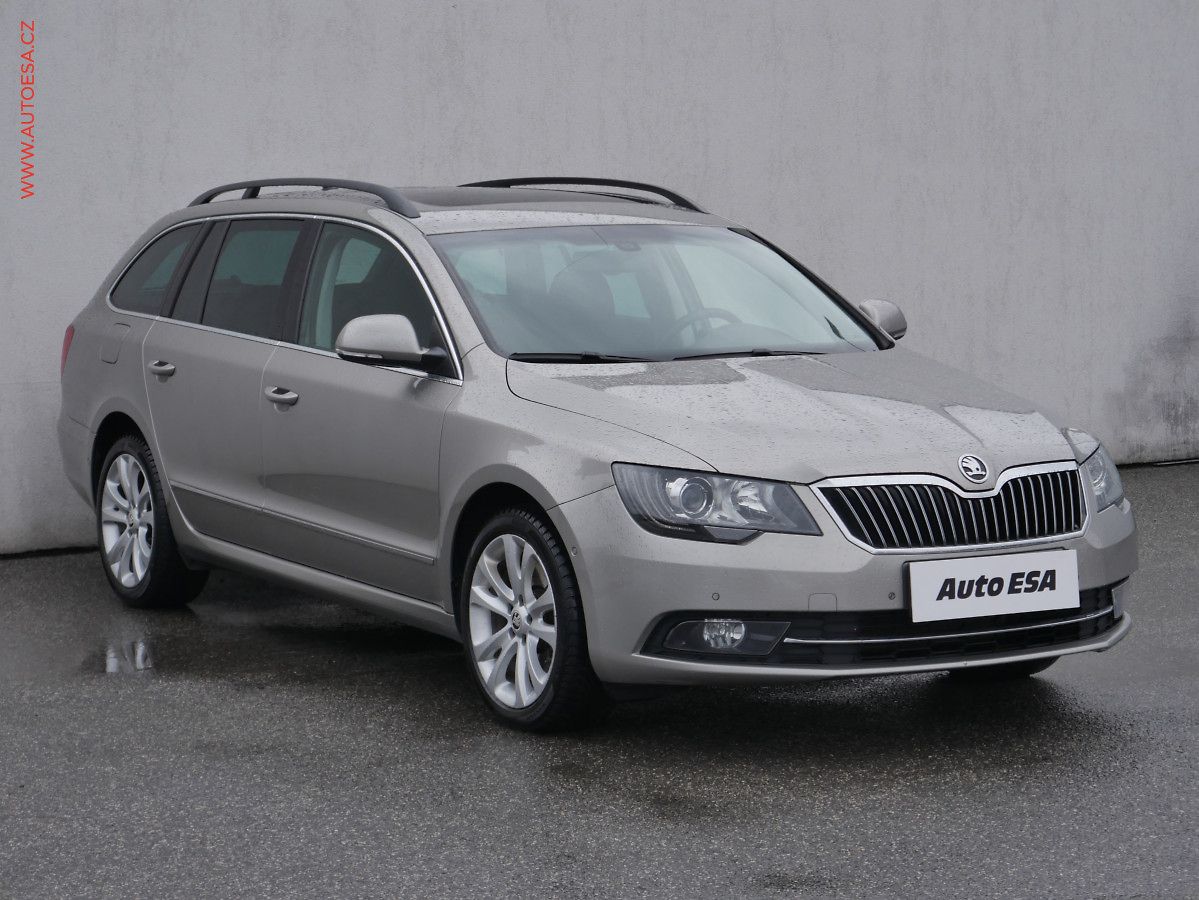 Škoda Superb 2.0 TDi, Elegance, xenon