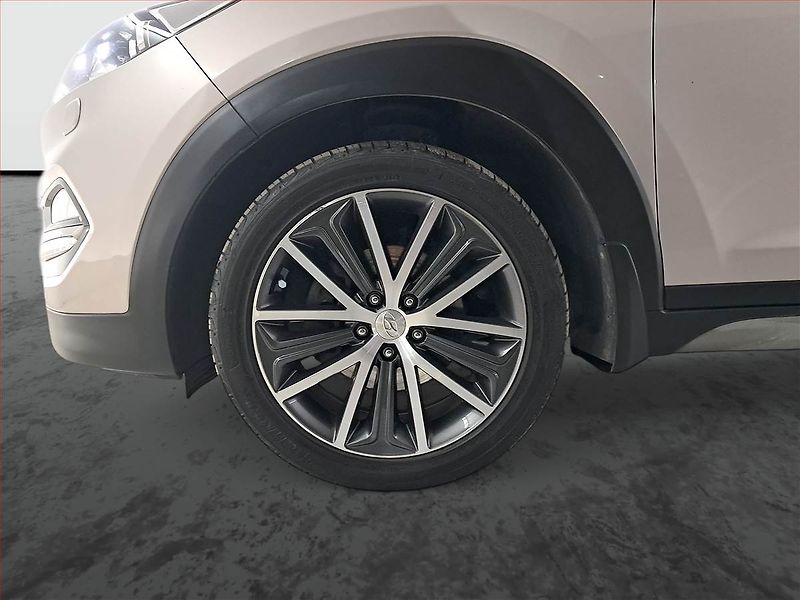Hyundai Tucson (2018) 2.0 CRDi, 4X4, Automat, Navi - fotka 15 z 23