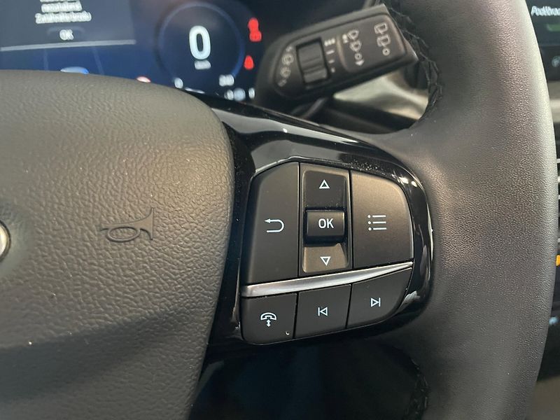 Ford Kuga (2024) Titanium 1.5 EcoBoost 110kW - fotka 16 z 30