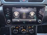 Škoda Superb 2,0 TDI DSG STYLE VIRTUAL NAVI - náhled 26