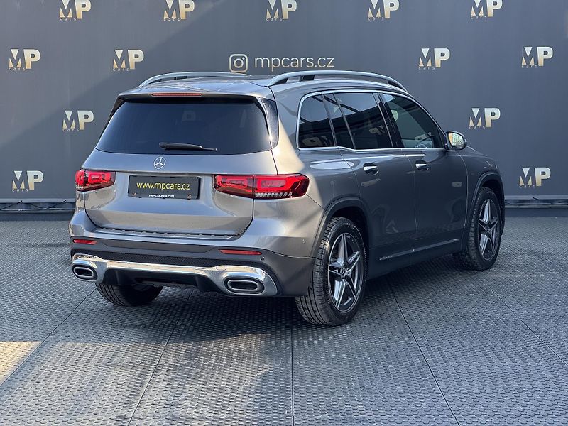 Mercedes-Benz GLB (2019) 200d 4Matic, AMG Line Head-up  - fotka 6 z 51