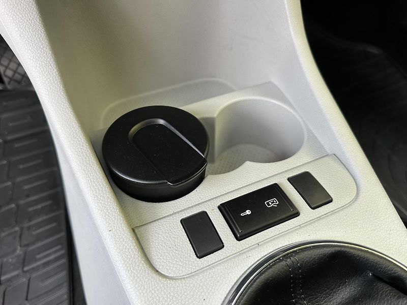 Škoda Fabia (2011) KOMBI 1.2TSI/63kW *KLIMA/TZ*  - fotka 14 z 28