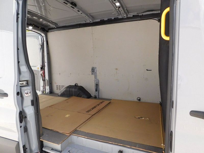 Ford Transit 68kWh,RWD,135kW,PŘEDVÁDĚCÍ,DPH - fotka 8 z 19