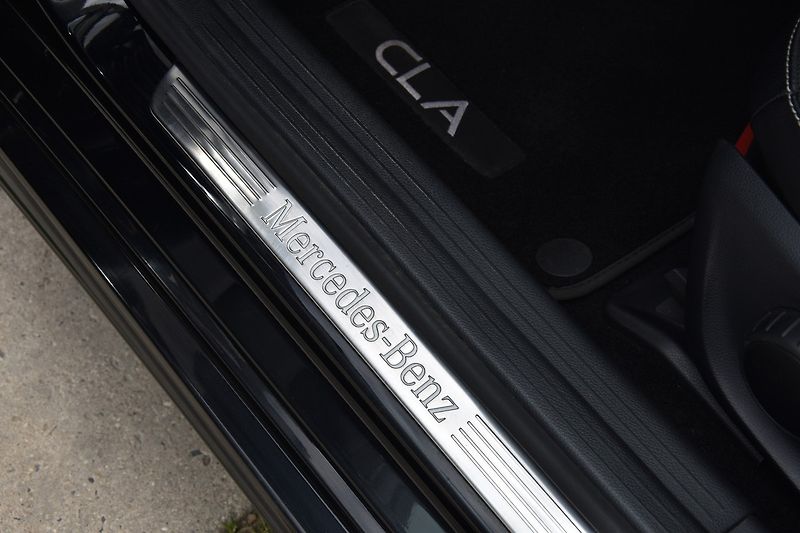 Mercedes-Benz CLA 200 CDi A/T,XENON,NAVI,KAMERA - fotka 10 z 50