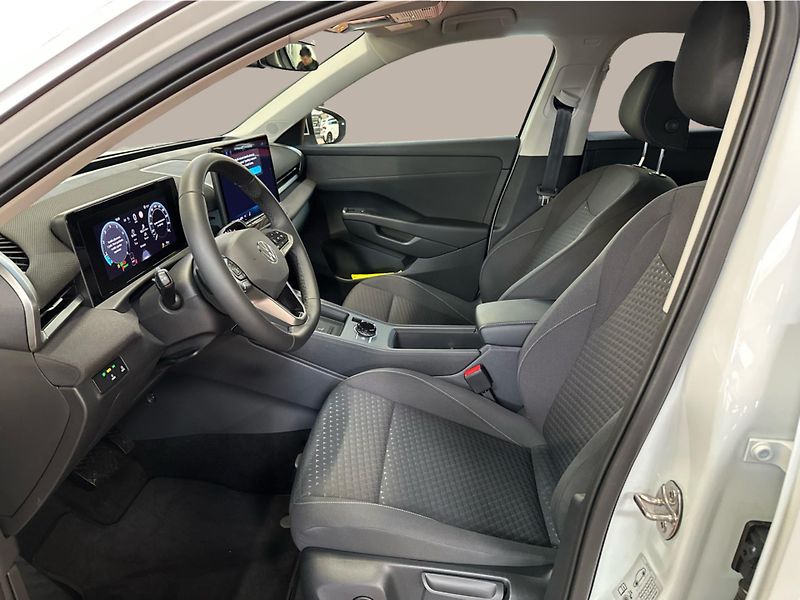Volkswagen T-Roc (2025) Life 1,5 eTSI 85 kW 7DSG - fotka 11 z 23