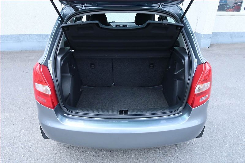 Škoda Fabia (2012) 1.2 TSI, po STK, pěkný stav - fotka 13 z 16