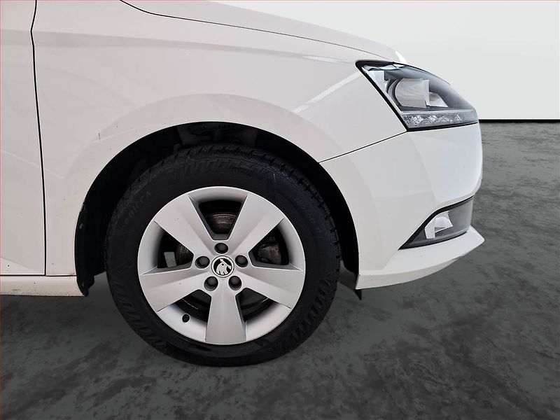 Škoda Fabia (2018) Ambition 1.0 TSI, Serv.kniha - fotka 15 z 18
