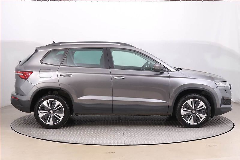 Škoda Karoq (2022) 2.0 TDI - fotka 6 z 21