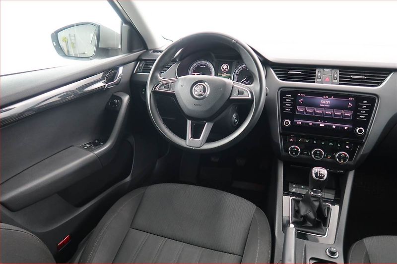 Škoda Octavia (2017) Style 2.0 TDI, Navi, Tempomat - fotka 7 z 18
