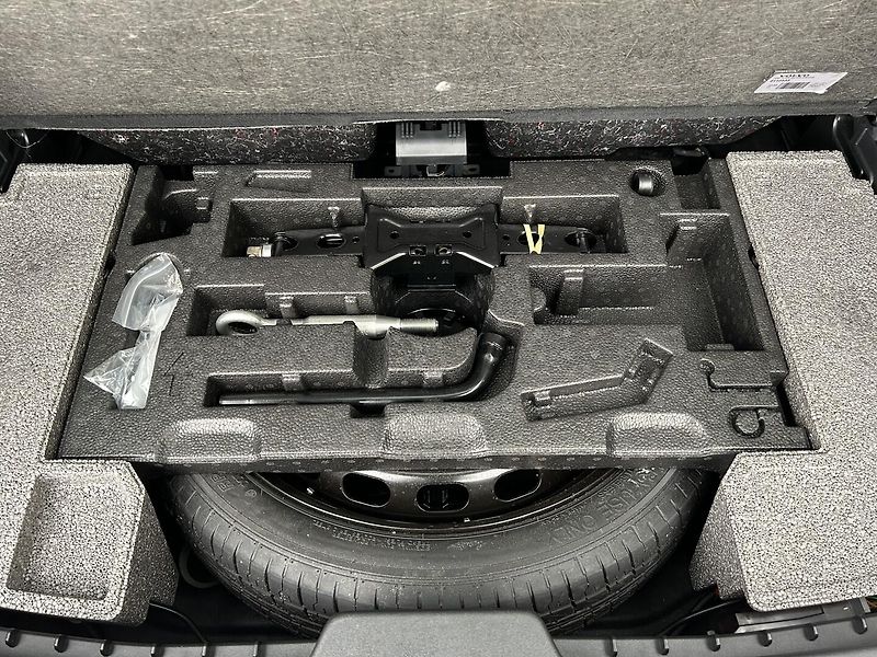 Volvo XC90 2.0 B5 4x4 Inscription - fotka 36 z 36
