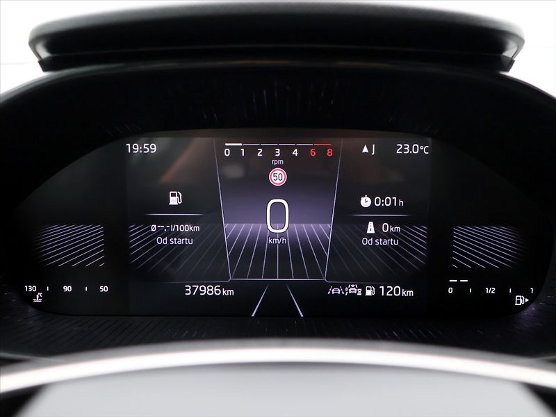 Škoda Fabia 1,0 TSI 85kW 130Let CZ Záruka - fotka 16 z 34