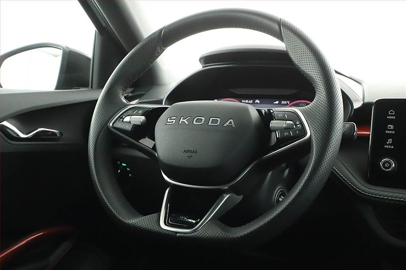 Škoda Fabia (2026) 1.0 TSI, Monte Carlo, FullLed - fotka 19 z 20