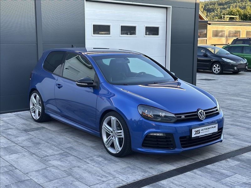Volkswagen Golf 2,0 TSI 271PS  R M/T 4x4 - fotka 5 z 48