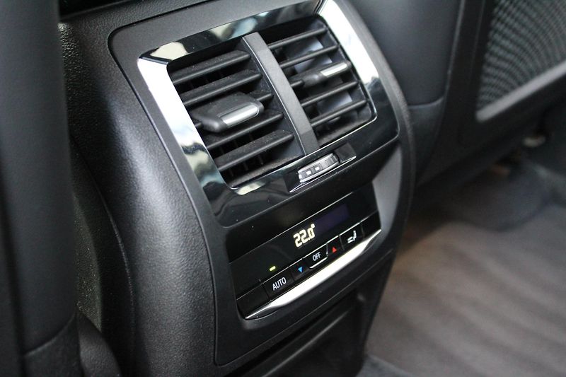 BMW X3 X3 M40d - fotka 18 z 23