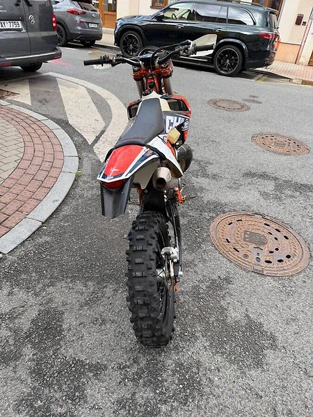 KTM 300 EXC SIX DAYS (2019) 2019 - fotka 3 z 5