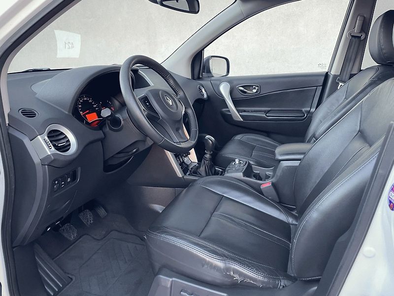 Renault Koleos (2011) Exception 2,0dCi 150k 4x4 - fotka 20 z 26