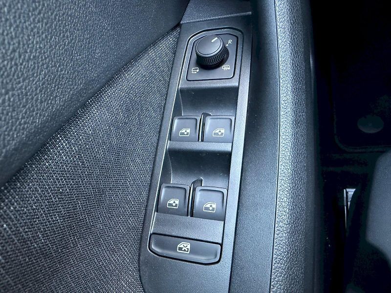 Škoda Scala (2025) 1.5 TSI 110kW Top Selection - fotka 10 z 35