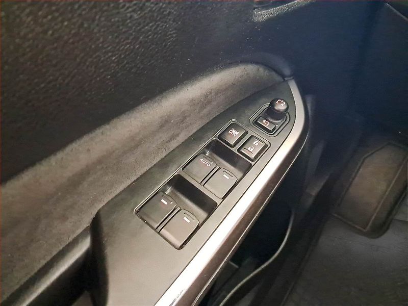 Suzuki Vitara (2019) Elegance 1.4 BoosterJet - fotka 18 z 19