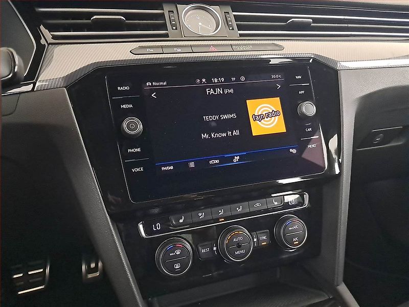 Volkswagen Arteon (2020) R-line 2.0 TDI - fotka 12 z 27