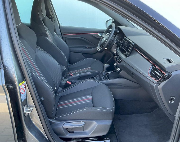 Škoda Kamiq (2026) 1.5 TSI DSG Monte Carlo - fotka 17 z 28