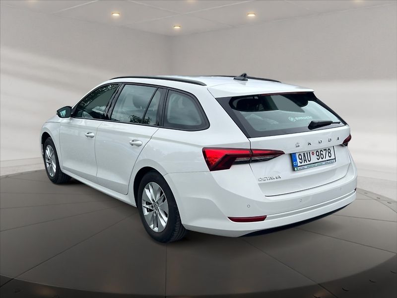 Škoda Octavia 2,0 TDI Ambition - fotka 4 z 11