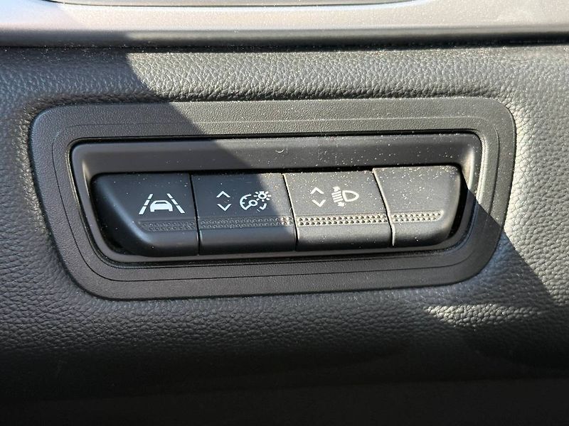 Renault Captur (2022) 1.3 TCe 103 kW Intens EDC - fotka 21 z 25
