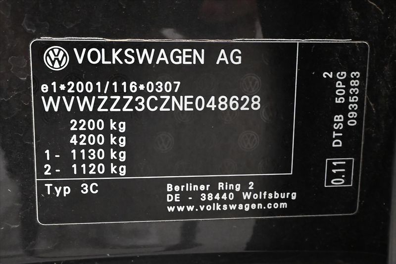 Volkswagen Passat 2,0 TDI 110kW DSG Business Zár - fotka 11 z 25