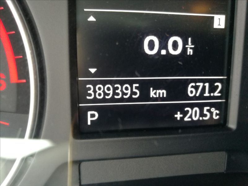 Audi A3 2,0 TDI Sportback S tronic - fotka 6 z 20