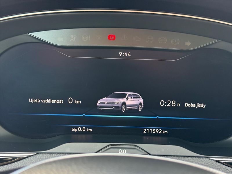 Volkswagen Passat 2,0 Alltrack, 4x4 - fotka 12 z 24