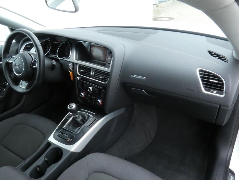 Audi A5 2.0 TDI 130 kW quattro - fotka 20 z 30