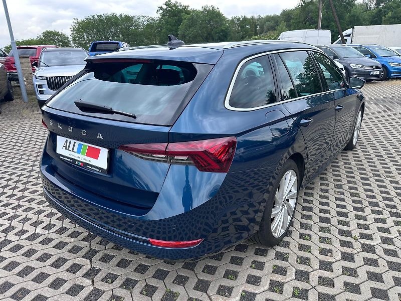 Škoda Octavia 2,0 TDI 110kW DSG Style - fotka 2 z 17
