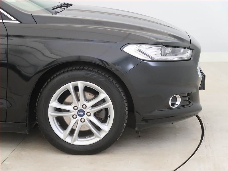 Ford Mondeo (2016) Titanium 2.0 TDCI, 4X4 - fotka 14 z 18