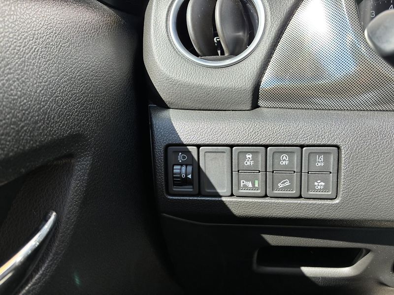 Suzuki Vitara 1.4 BoosterJet 6AT 4x4 Eleganc - fotka 14 z 22