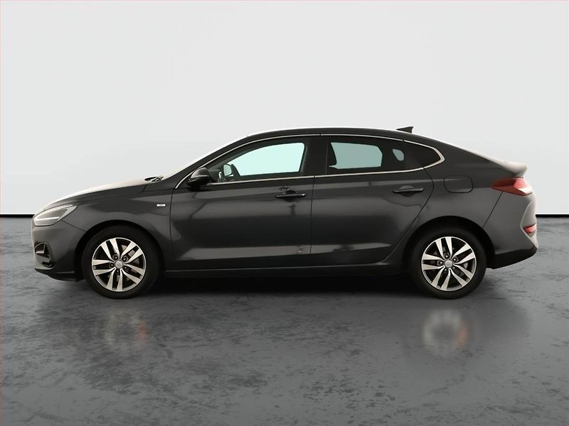 Hyundai i30 (2021) 1.5 T-GDI MHEV, Serv.kniha - fotka 3 z 15