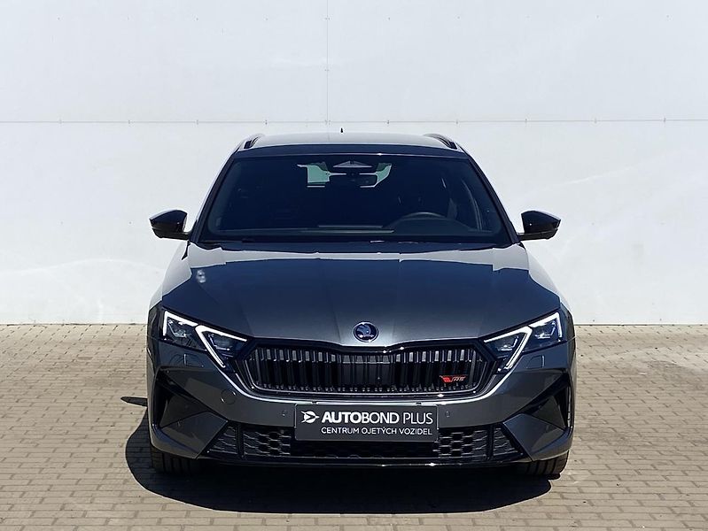 Škoda Octavia 2.0 TSI DSG / 195 kW RS - fotka 4 z 26