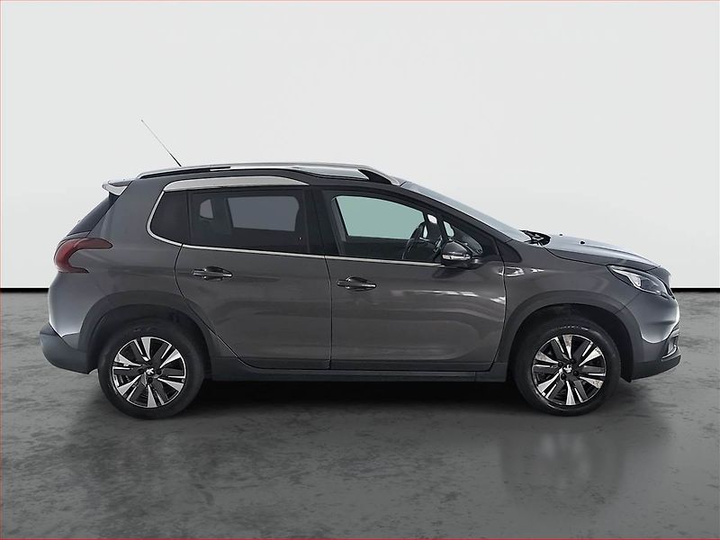 Peugeot 2008 (2018) Allure 1.2 PureTech - fotka 6 z 18
