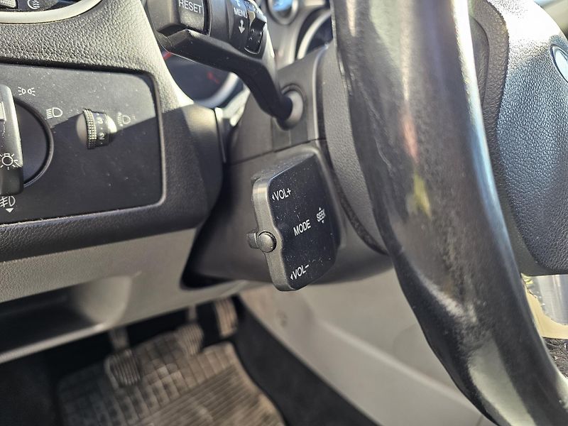 Ford Focus (2011) 1.6i, KLIMA - fotka 18 z 19
