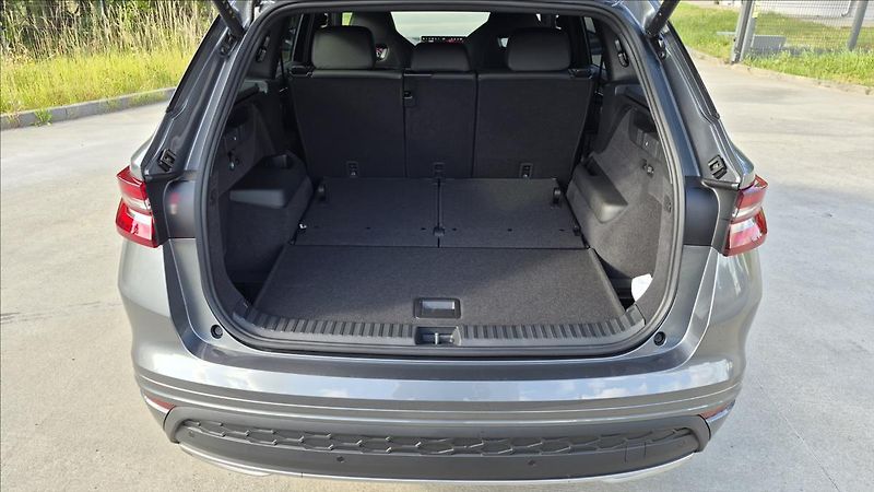 Škoda Kodiaq 2,0 TDI Sportline 4x4 DSG ČR - fotka 29 z 30