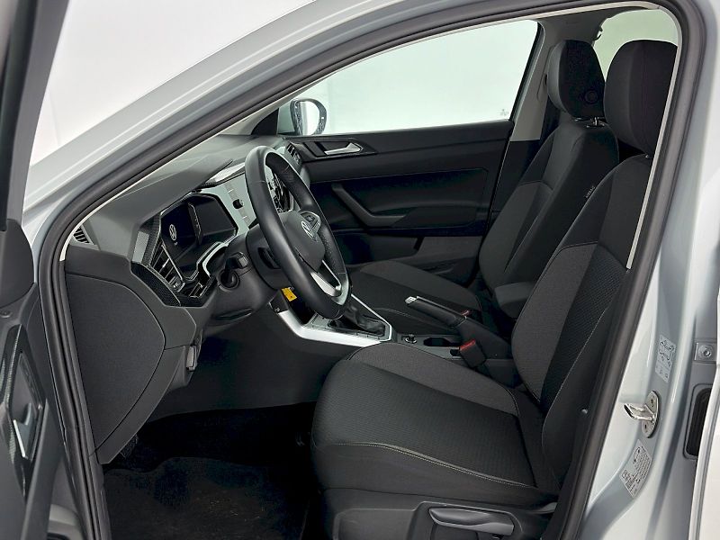 Volkswagen Taigo (2022) Life 1.0 TSI 81kW DSG - fotka 7 z 27