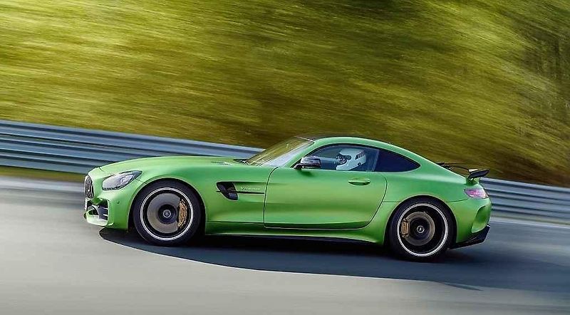 Mercedes-AMG GT R.