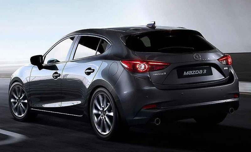 Mazda CX-9.