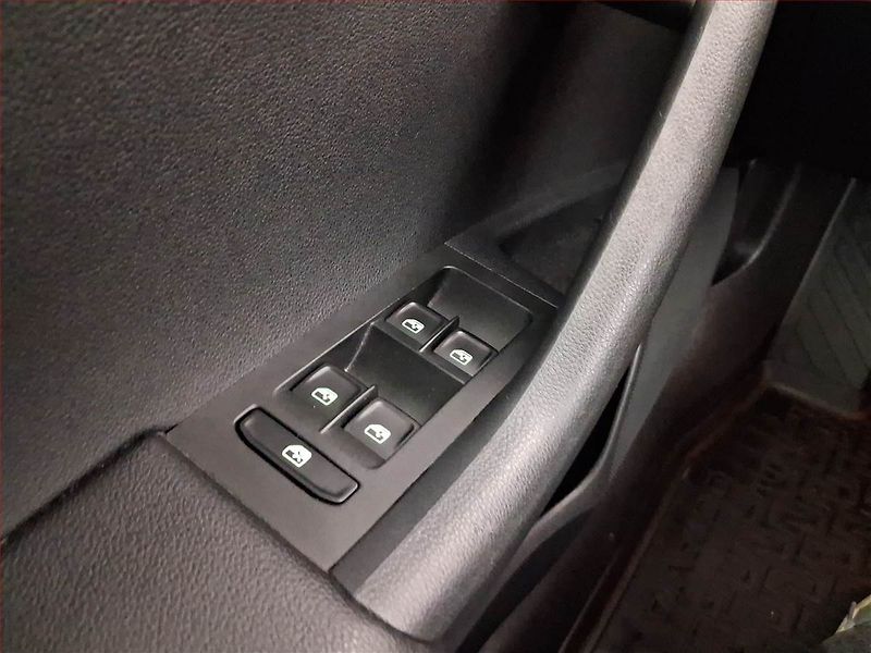 Škoda Octavia (2018) Scout 1.8 TSI, 4X4, Automat - fotka 20 z 23