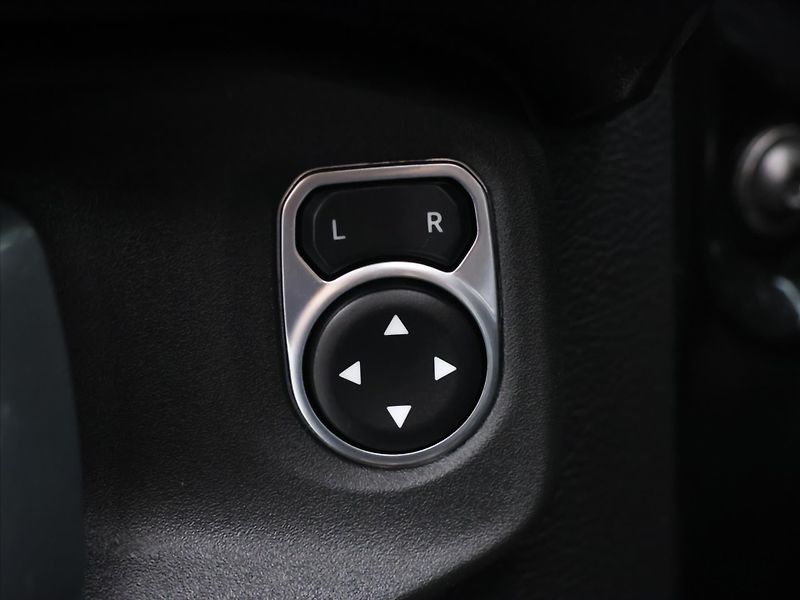Jeep Wrangler 2,0 4xe 200kW Unlim. Rubicon C - fotka 15 z 34
