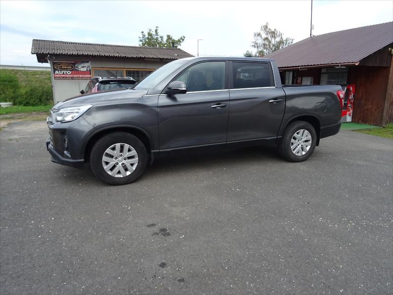 SsangYong Musso 2,2 2.2 e XDi 4x4 DPH - fotka 4 z 31