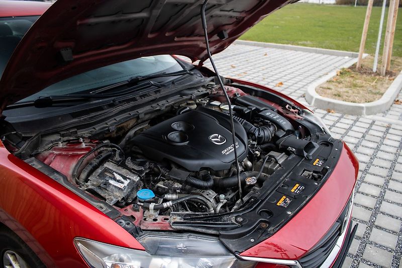 Mazda 6 - fotka 29 z 32