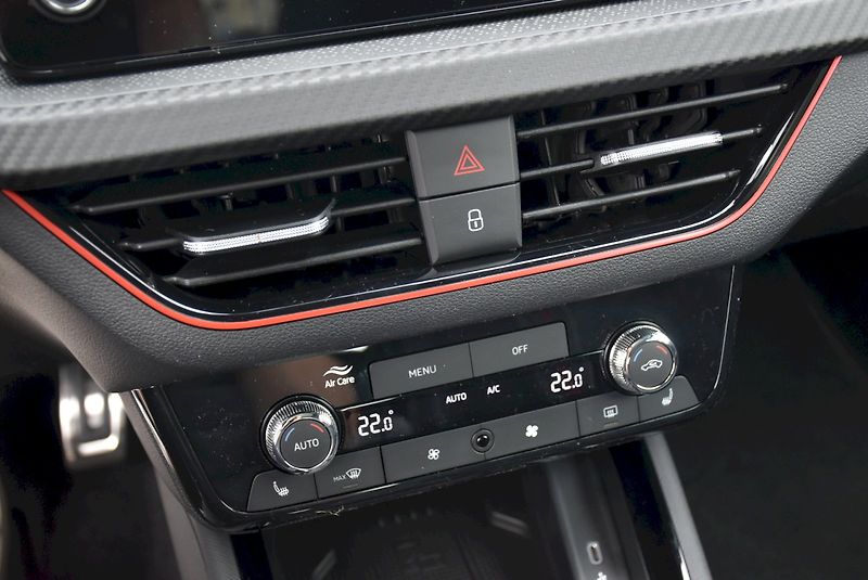 Škoda Kamiq (2026) Monte Carlo 1,0 TSI 85 kW 6-st - fotka 16 z 34