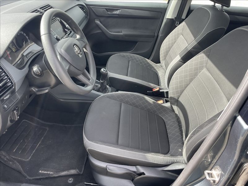 Škoda Fabia 1,0 MPi 55kw Klima Tažné Euro6 - fotka 7 z 29