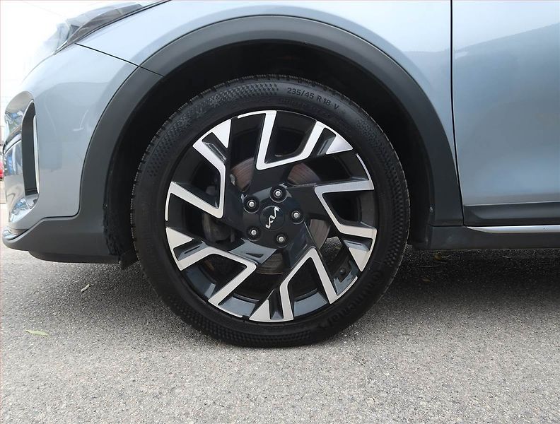 Kia XCeed (2023) Gold 1.5 T-GDI - fotka 14 z 20
